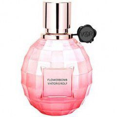 Flowerbomb La Vie en Rose 2016